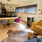 Maya Apartment *
